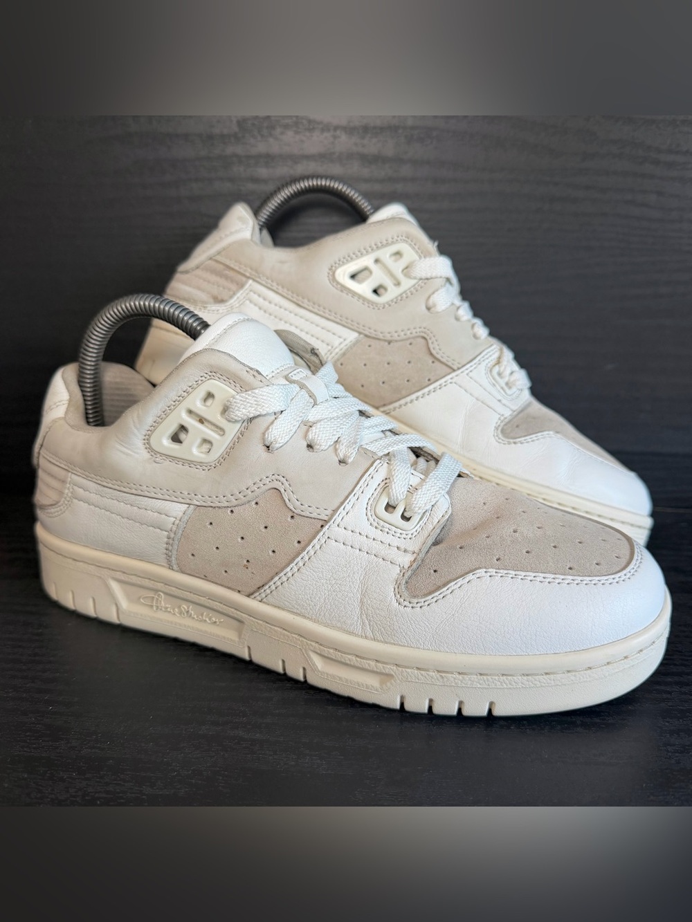 Acne Studios Women’s 08sthlm Retro Sneaker Sz 38 / 8 White Leather Beige Suede